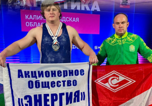 СЕРЕБРО НА ВСЕРОССИЙСКОМ ТУРНИРЕ ПО ТЯЖЁЛОЙ АТЛЕТИКЕ «ЯНТАРНАЯ ШТАНГА»!