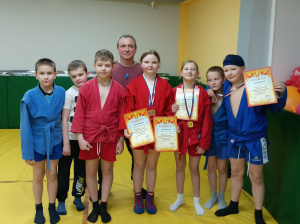 ПЕРВЕНСТВО ШКОЛЫ ПО САМБО!